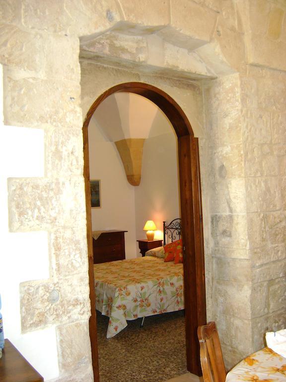 Bed and Breakfast Antica Galateo Лечче Экстерьер фото