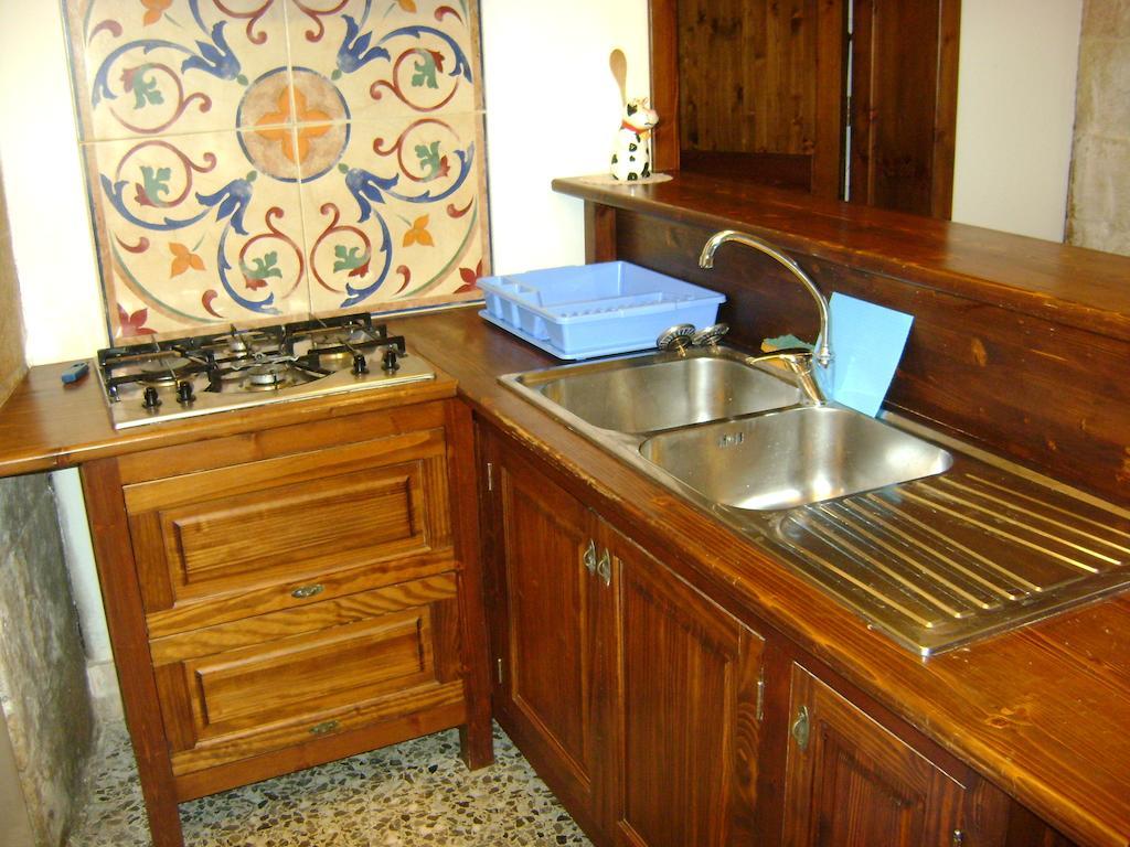 Bed and Breakfast Antica Galateo Лечче Экстерьер фото