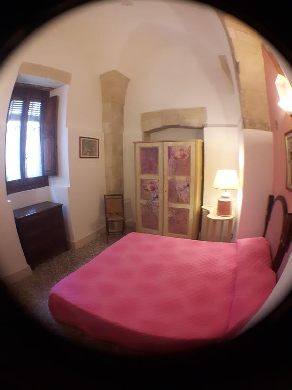 Bed and Breakfast Antica Galateo Лечче Экстерьер фото