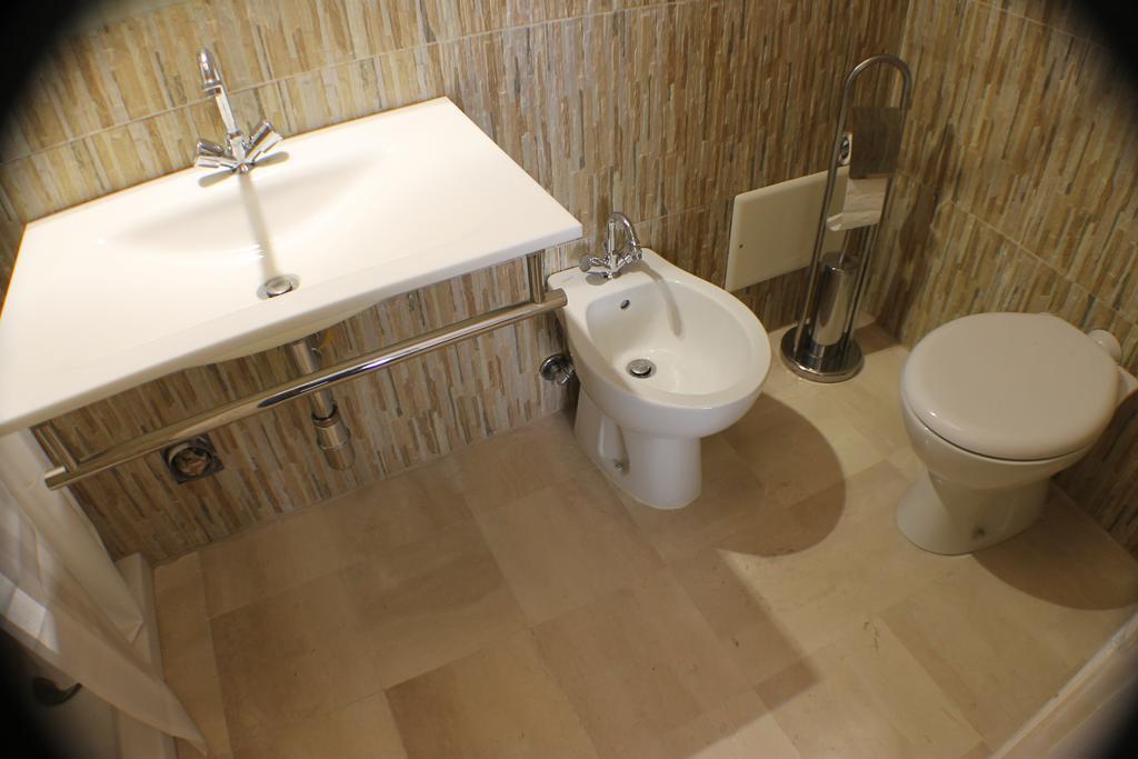 Bed and Breakfast Antica Galateo Лечче Экстерьер фото